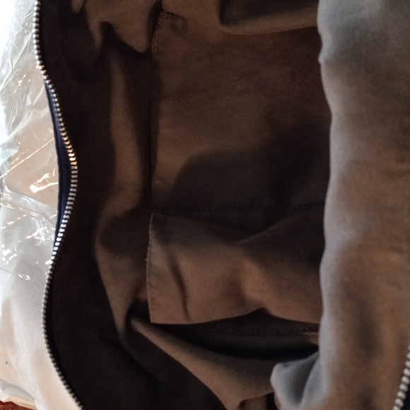 Handbag - Picture 10 of 14